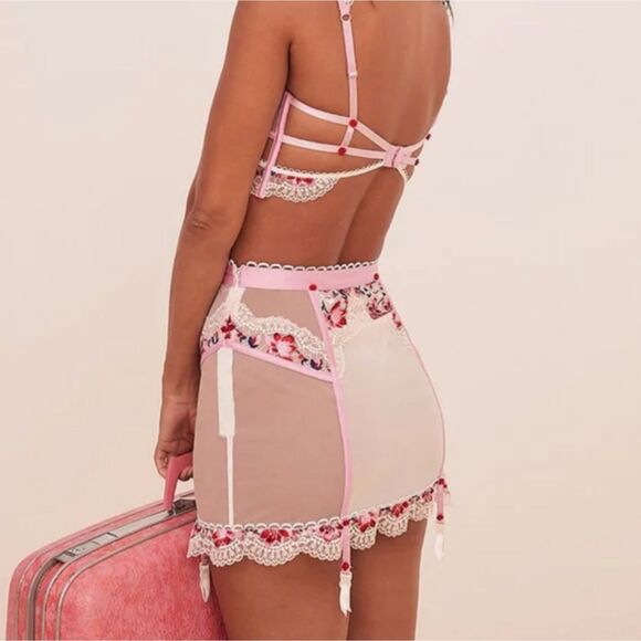 For Love & Lemons Festival Rose Skirt in Ivory NWT - Picture 4 of 12